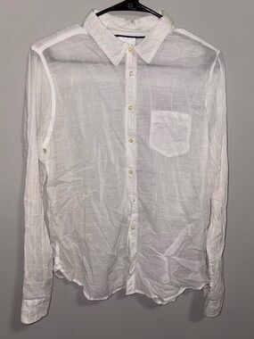 Lightweight cotton white button-up shirt with